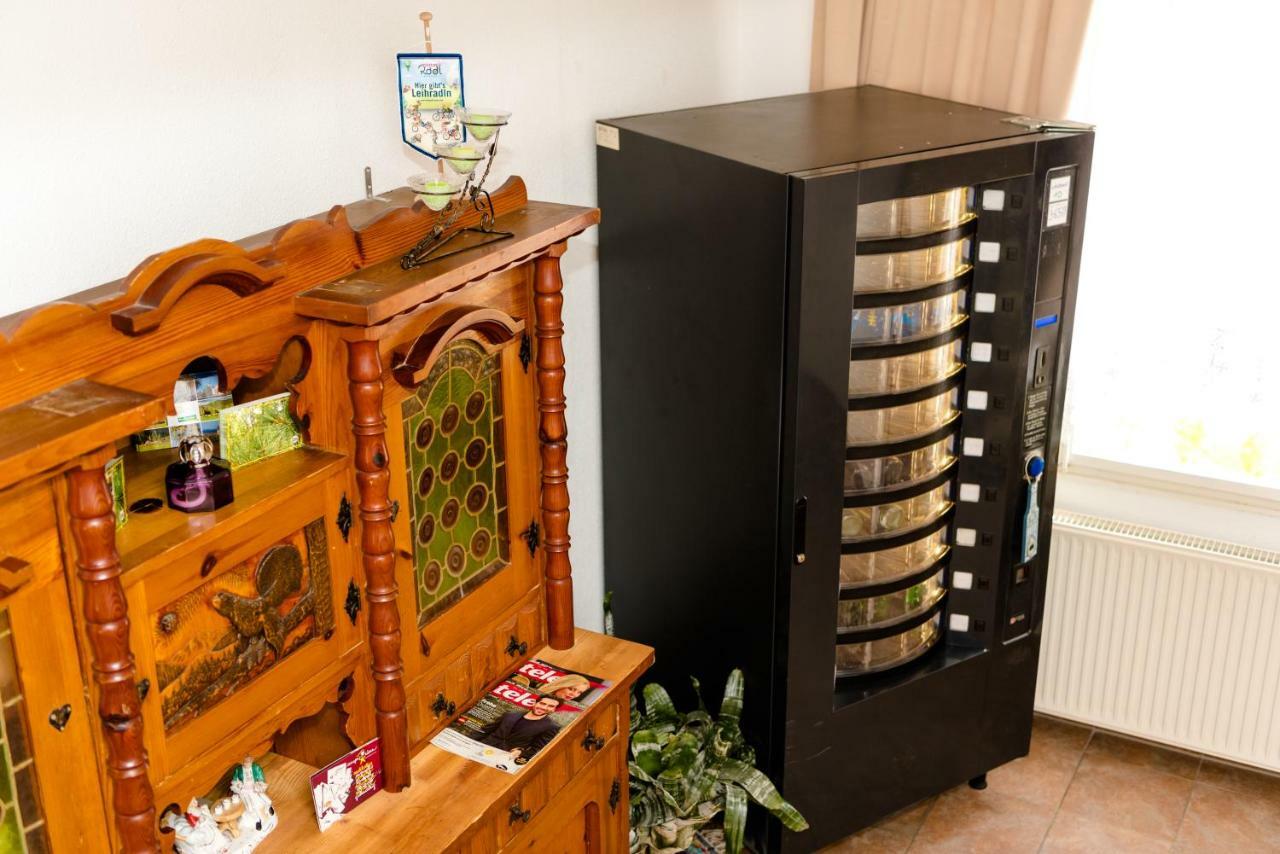 Landpension Birker - Self Check-In Weisskirchen in Steiermark ภายนอก รูปภาพ